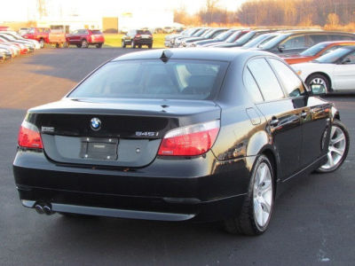 2004 BMW 545  i