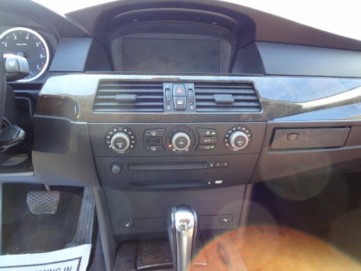 2004 BMW 545  i