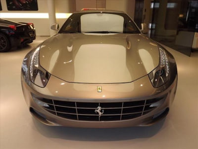 2012 Ferrari FF Base