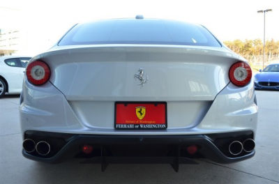 2012 Ferrari FF Base