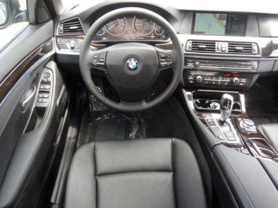 2012 BMW 528  i