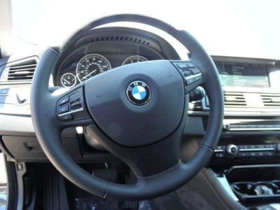 2012 BMW 528 i