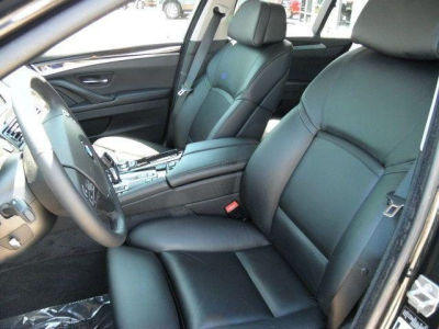 2012 BMW 528 i