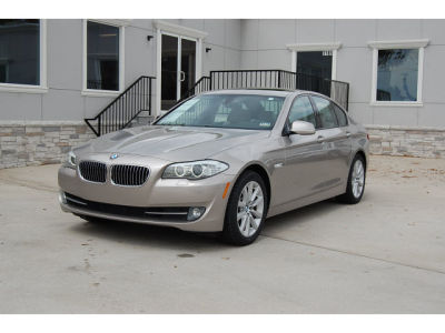 2012 BMW 528  i
