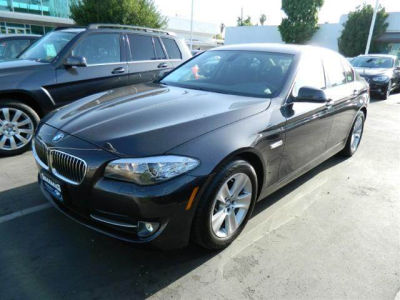 2011 BMW 528 i