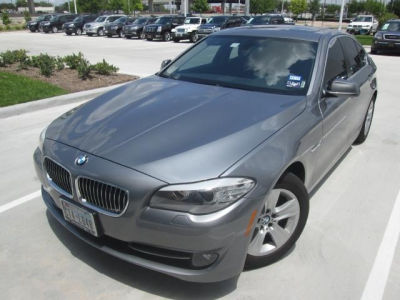 2011 BMW 528 i