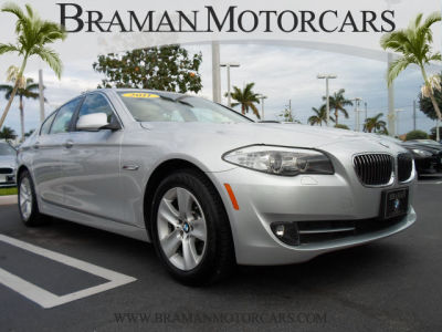 2011 BMW 528 i