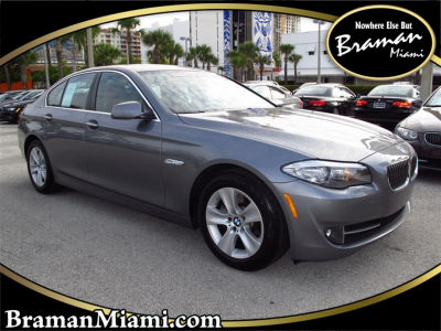 2011 BMW 528 i
