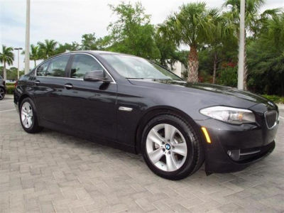 2011 BMW 528 i