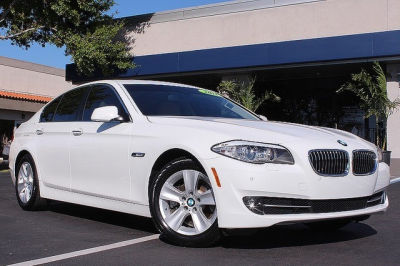 2011 BMW 528 i