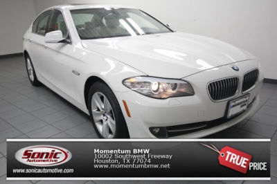2011 BMW 528 i