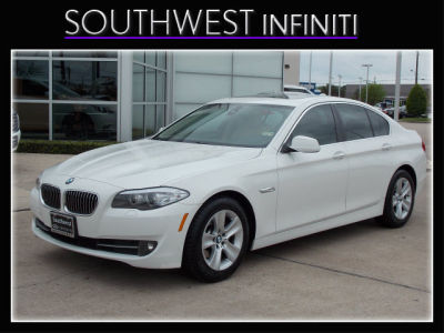 2011 BMW 528  i