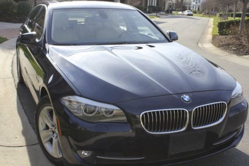 2011 BMW 528  i