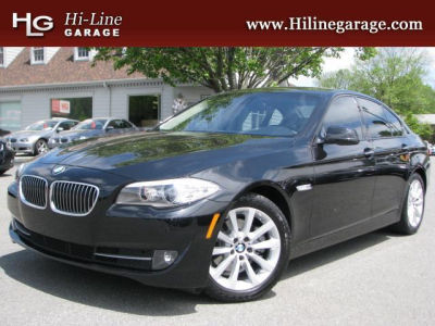 2011 BMW 528  i