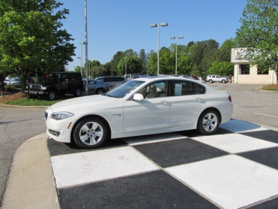 2011 BMW 528  i