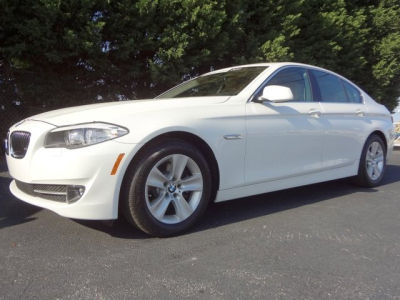 2011 BMW 528  i