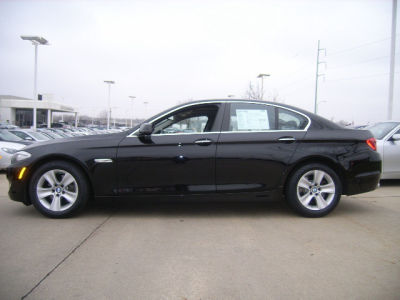 2011 BMW 528  i