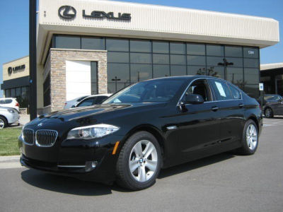 2011 BMW 528  i