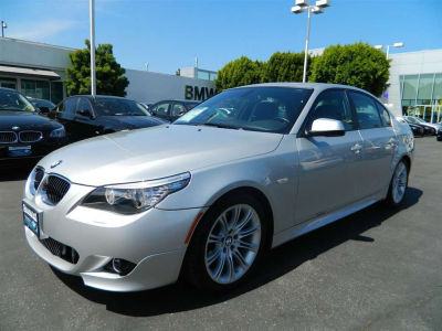 2010 BMW 528  i