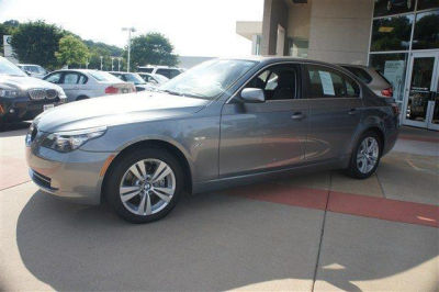 2010 BMW 528  i xDrive