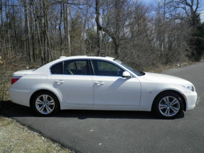 2010 BMW 528  i xDrive