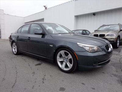 2010 BMW 528  i