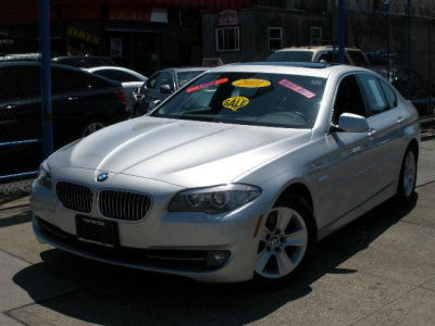 2011 BMW 528  i
