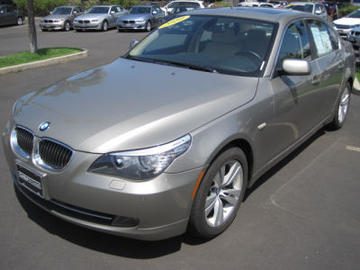 2010 BMW 528  i