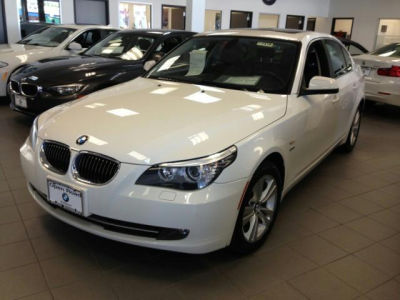 2010 BMW 528  i xDrive
