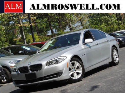 2011 BMW 528  i