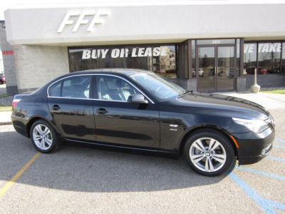 2010 BMW 528  i xDrive
