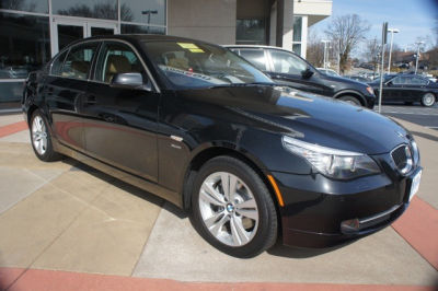 2010 BMW 528  i xDrive
