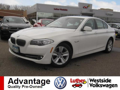 2011 BMW 528 i