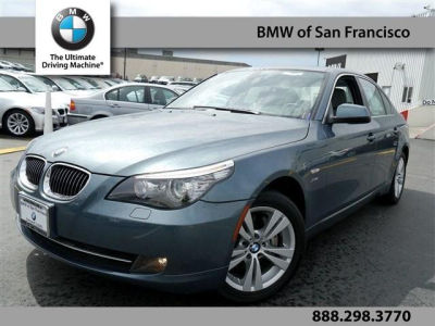 2010 BMW 528  i xDrive