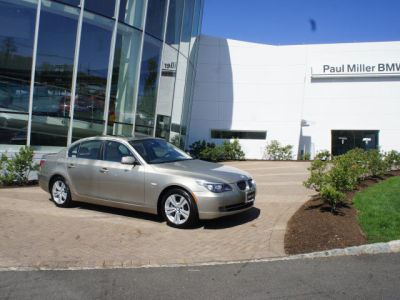 2010 BMW 528  i xDrive