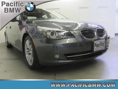 2010 BMW 528  i