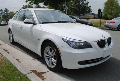 2010 BMW 528  i xDrive