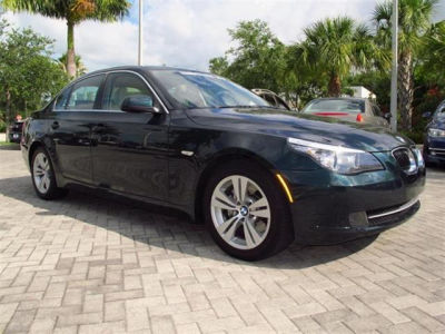 2010 BMW 528  i