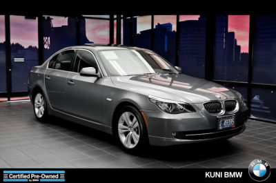 2010 BMW 528  i