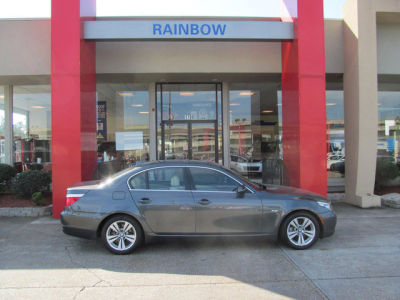 2010 BMW 528  i