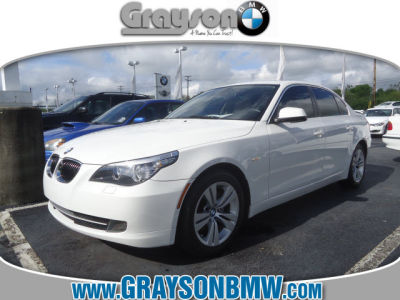 2010 BMW 528  i