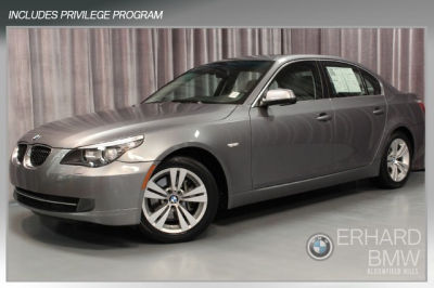 2010 BMW 528  i