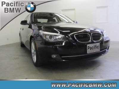 2010 BMW 528  i