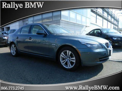 2010 BMW 528  i xDrive