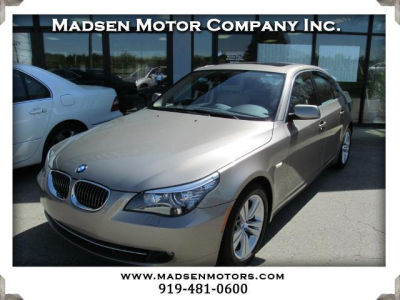 2010 BMW 528  i
