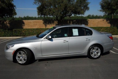 2010 BMW 528  i xDrive