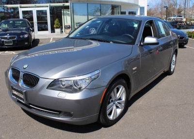 2010 BMW 528  i xDrive