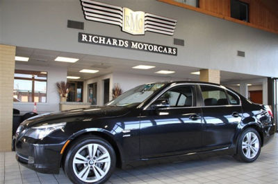 2010 BMW 528  i xDrive