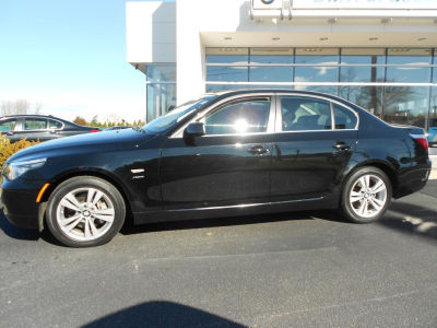 2009 BMW 528  i xDrive