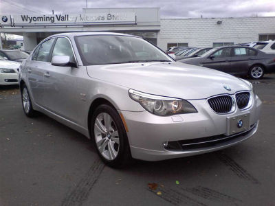 2010 BMW 528  i xDrive